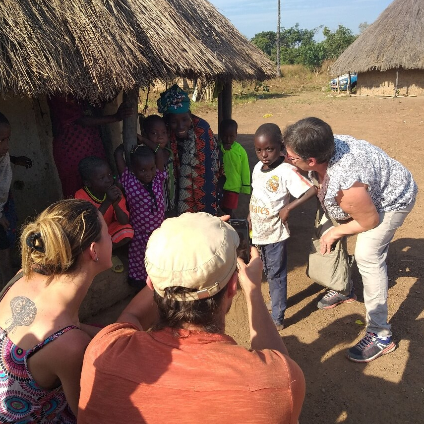 derniere mission de guinee cornouaille au village
